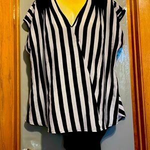 Ashley Stewart Faux Silk Sheer Black/White Top Size 18/30